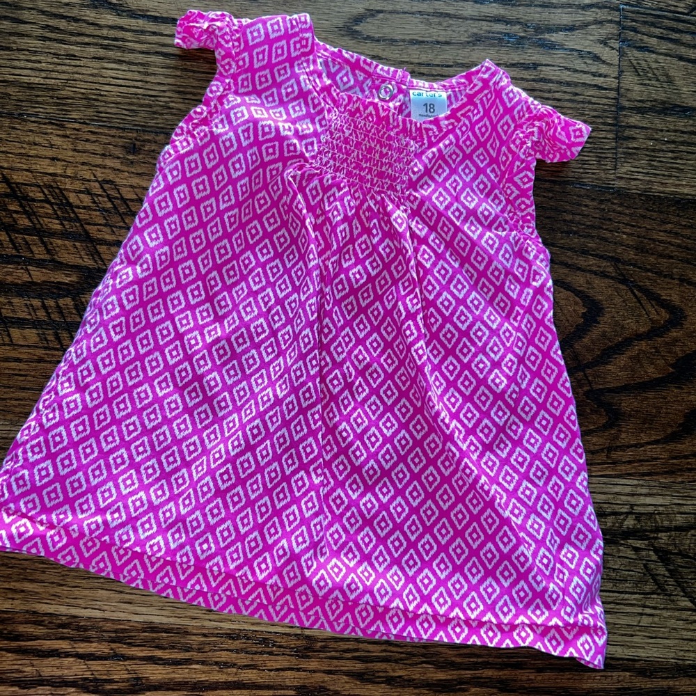 2/$12 Carter’s girls top